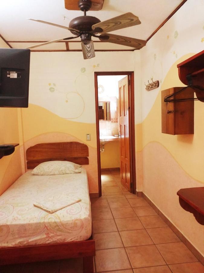 Hostal Hansi Bocas del Toro Exteriér fotografie