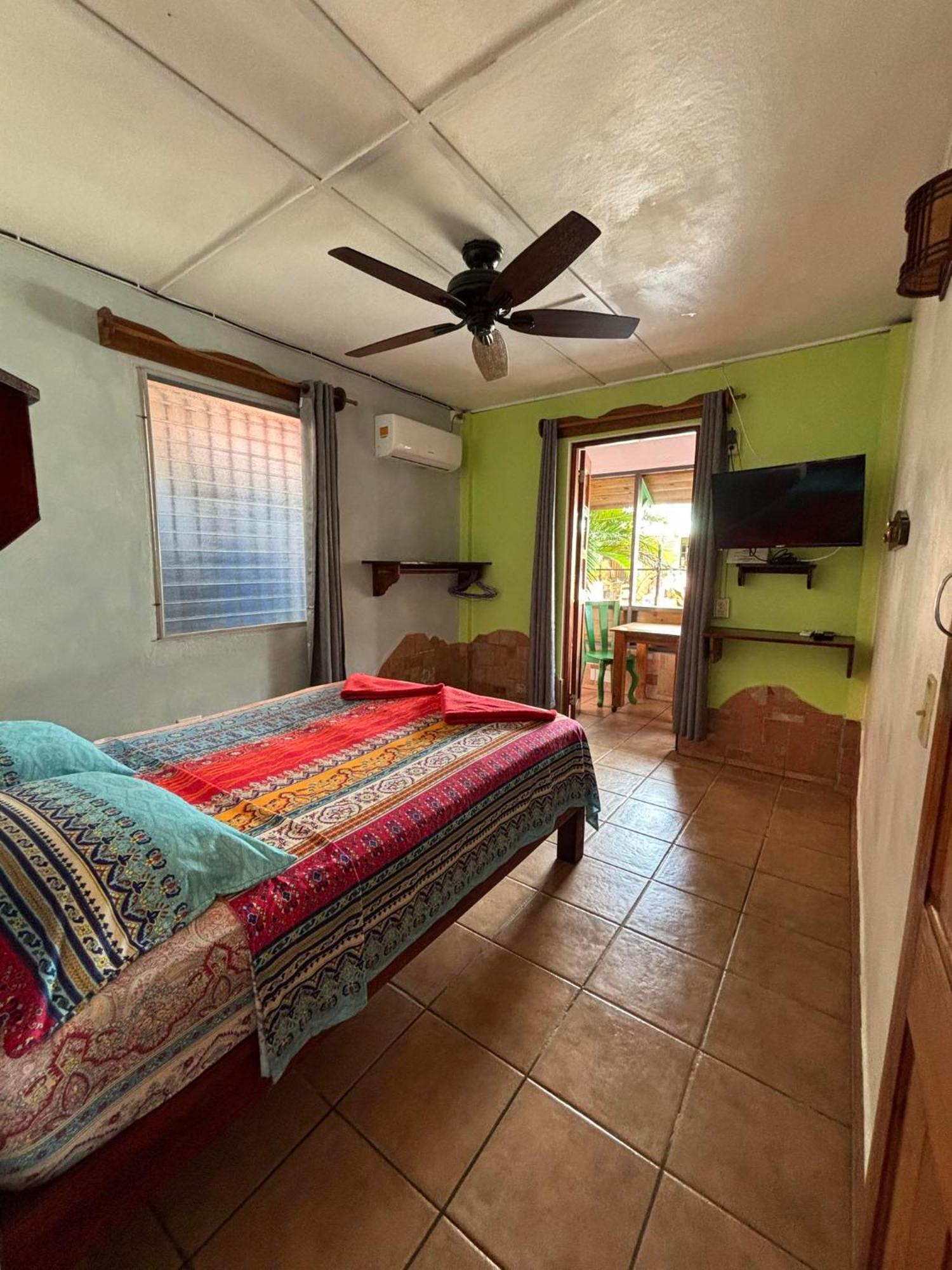 Hostal Hansi Bocas del Toro Exteriér fotografie