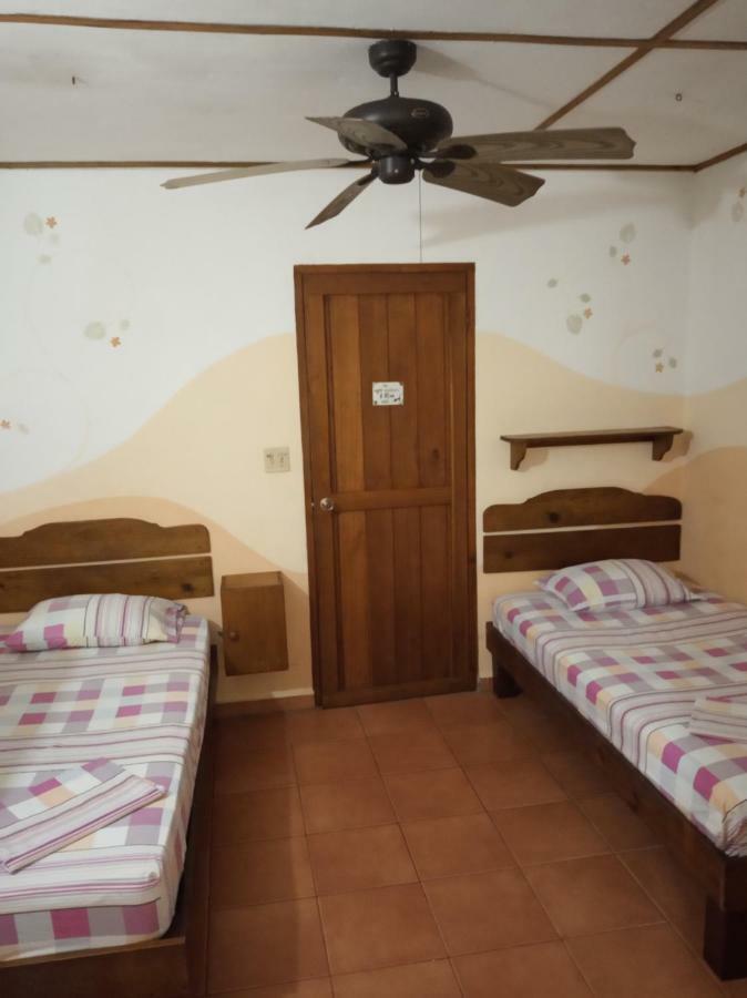 Hostal Hansi Bocas del Toro Exteriér fotografie
